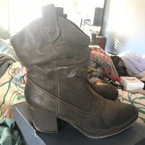 Rocket Dog Cowboy Booties - 8.5